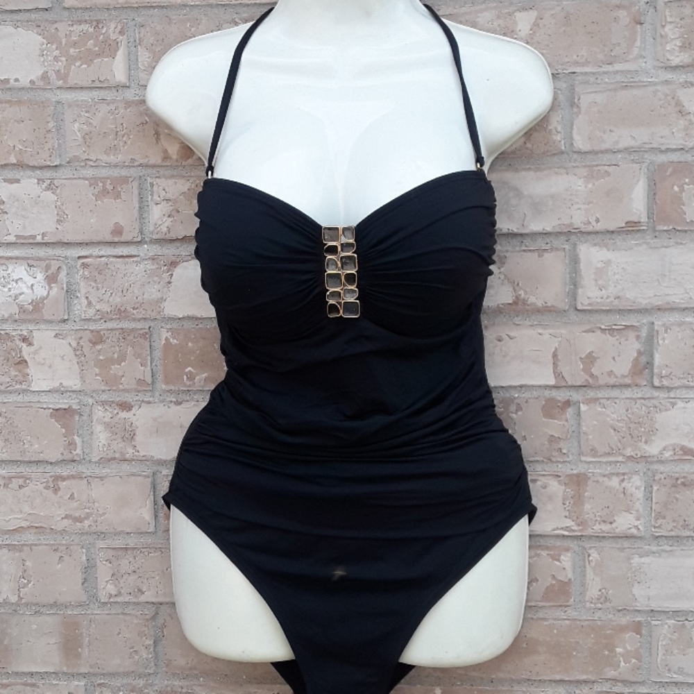 La Blanca  Women One Piece Black Swim wear Gemston